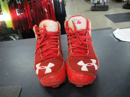 Used Under Armour Leadoff Mid Size Youth 4.5 Cleats