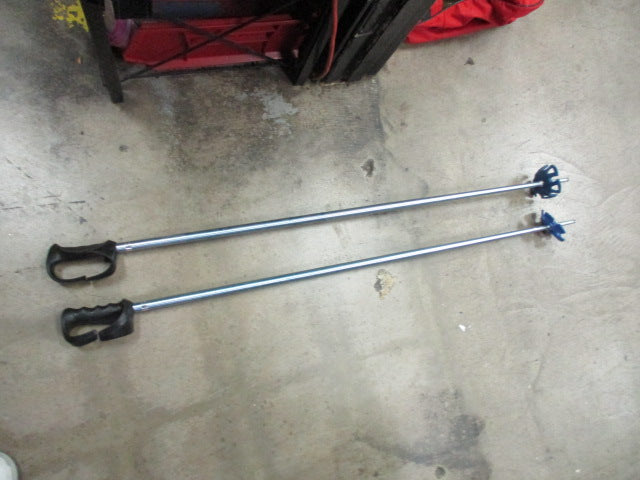 Load image into Gallery viewer, Used 46&quot; Ski Poles (Right Basket Is Damaged)
