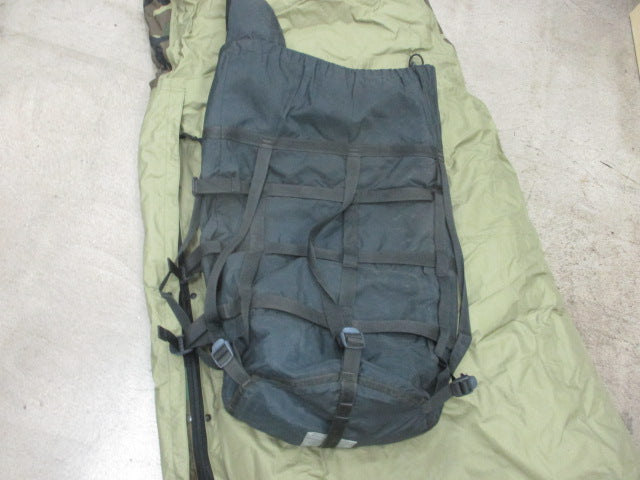 Load image into Gallery viewer, Used Army Bivy Modular 3-in-1 Sleeping Bag w/ Stuff Sack
