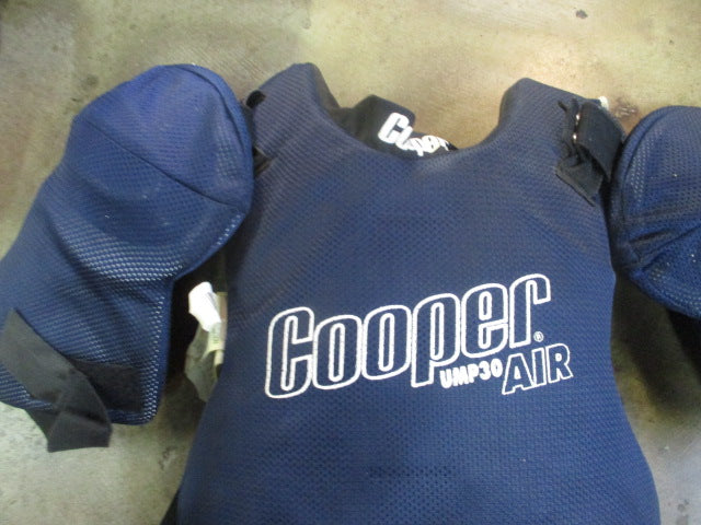 Load image into Gallery viewer, Used Cooper UMP30 Air Chest Protector Size Medium
