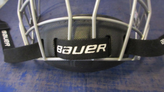 Used Bauer True Vision FM 2100 Face Mask Size Large