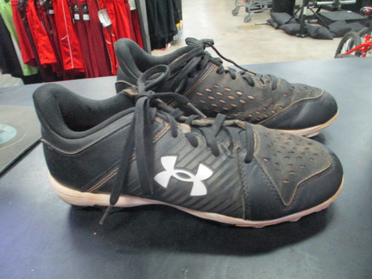 Used Under Armour Leadoff Baseball Cleats Size 5.5
