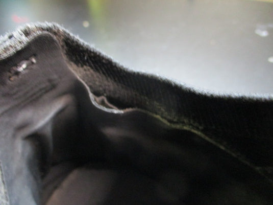Puma Future Z 3.3 Batman FG/AG Soccer Cleats Adult Size 8 - no shoelaces/ worn