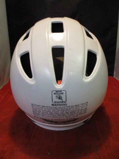 Load image into Gallery viewer, Used Cascade CLH2 Lacrosse Helmet w/ Throat Piece
