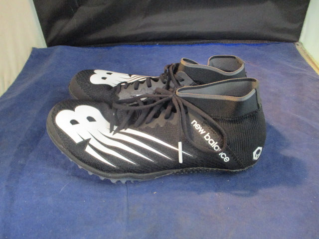 Load image into Gallery viewer, Used New Balance SD100v3 Cleats Youth Size 4
