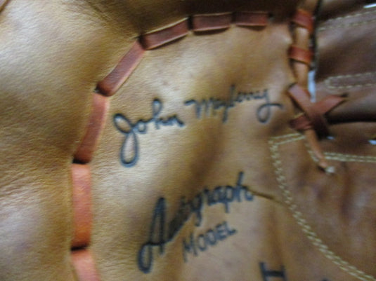 Vintage MacGregor John Mayberry Leather Baseball Glove