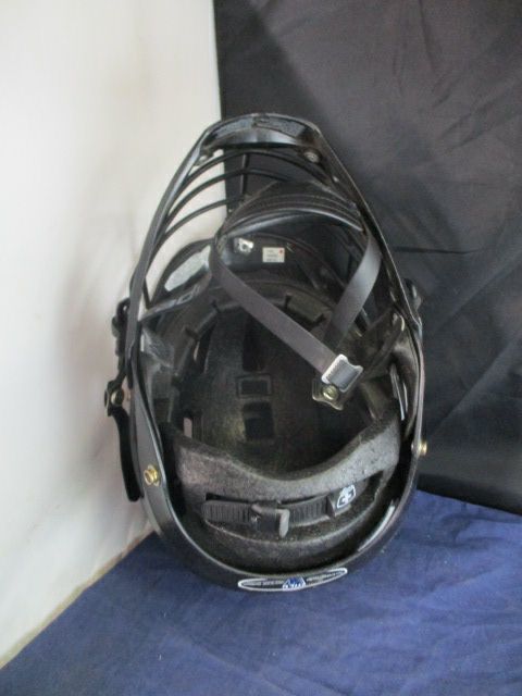 Used Cascade CPV-R Lacrosse Helmet w/ Chinstrap Size XXS