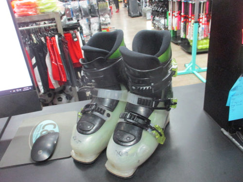 Used Axis AX3 Kids Ski Boots Size 6.5