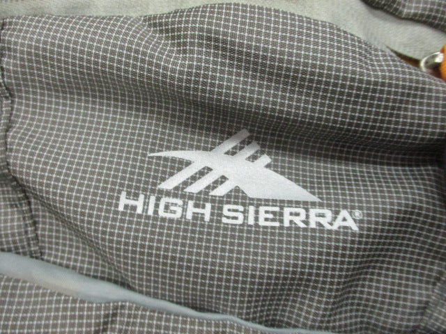 Load image into Gallery viewer, Used High Sierra Cragin 2L Hydration Pack (Excellent Condition)
