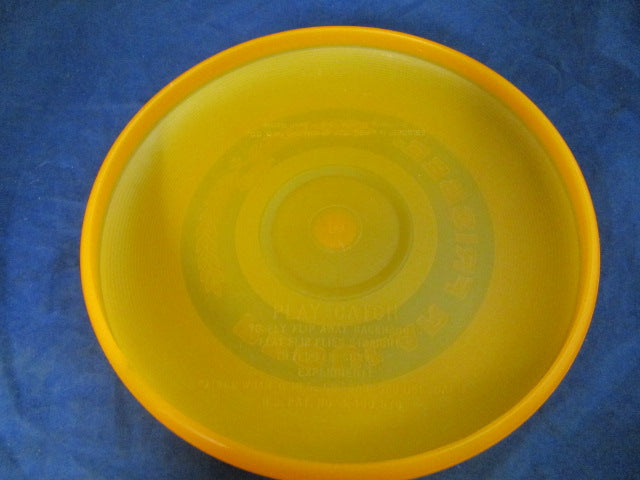 Load image into Gallery viewer, Used Vintage 1966 Wham-O Regular Frisbee Disc
