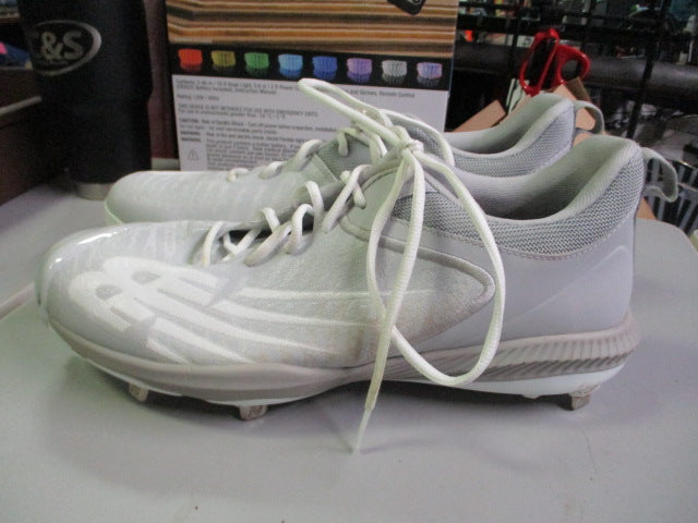 Load image into Gallery viewer, Used New Balance Metal Cleats w/ Pitchers Toe Size 12 Men&#39;s
