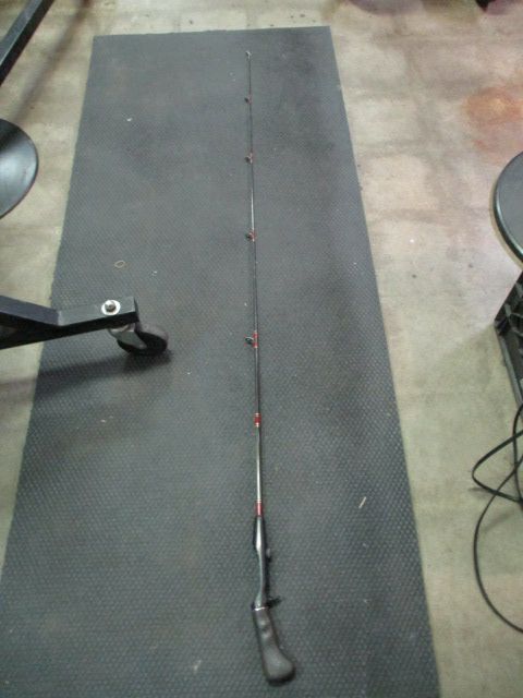 Used Zebco Graphite 101 Fishing Rod - 5'2