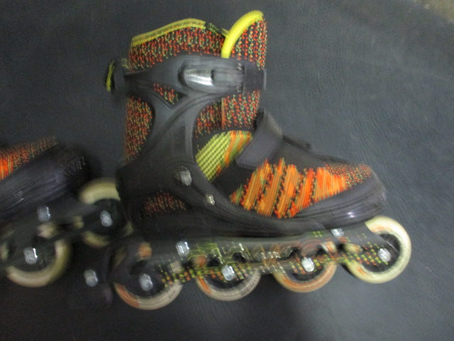 Load image into Gallery viewer, Used Papaison Adjustable Sz 5-7.5 In-line Skates

