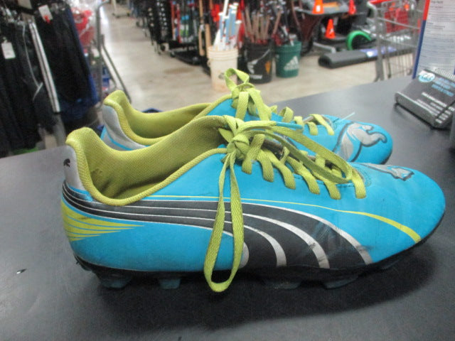 Load image into Gallery viewer, Used Puma Soccer Cleats Size 1.5
