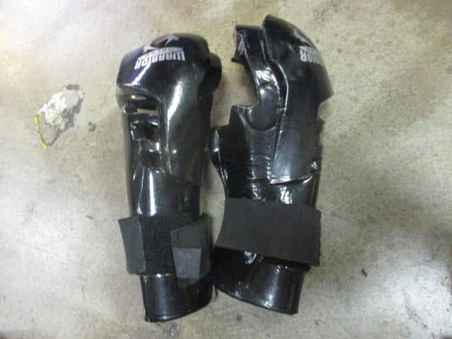 Load image into Gallery viewer, Used Warrior Macho Foam Sparring Gloves
