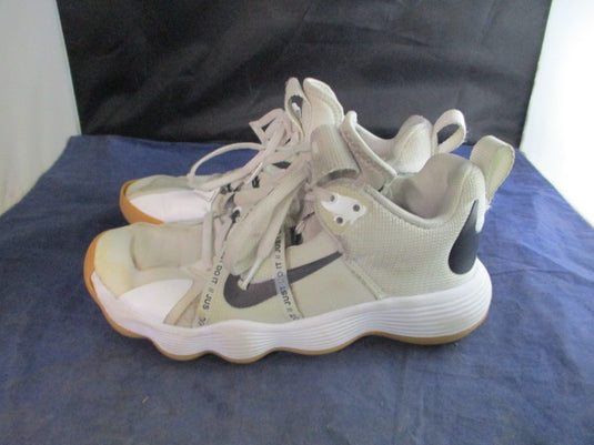 Used Nike React HyperSet Court Shoes Youth Size 5.5 - worn