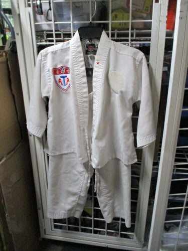 Used ATA Taekwondo Phoenix, AZ Uniform Size 0