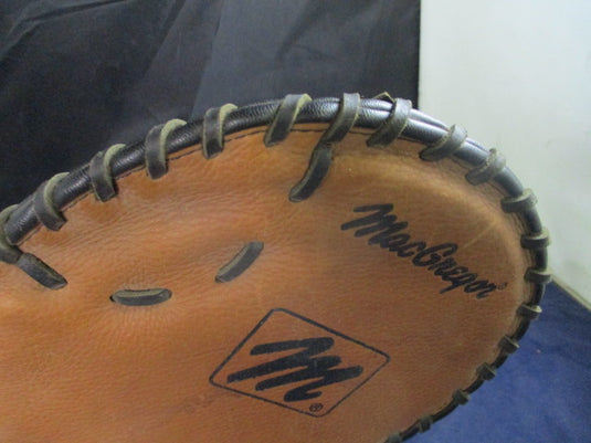 Used MacGregor Pancake Fielder's Training Glove