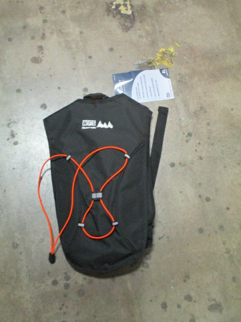 New WFS 2 Liter Droplet Hydration Pack