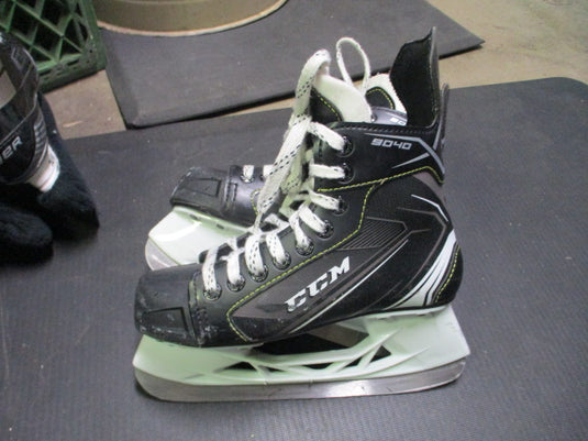 Used CCM Tacks 9040 Hockey Skates Size 3