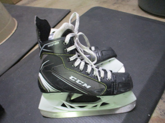 Used CCM Tacks 9040 Hockey Skates Size 3