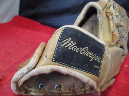 Used Vitnage MacGregor 740 Willie Mays Leather Glove