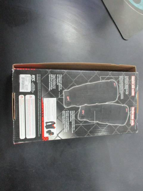 New UFC MMA Weighted 2.5lb Pair Shin Sleeves Size Large/XL