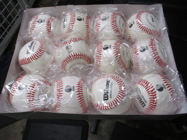 Load image into Gallery viewer, New Wilson A1030 USSSA Baseballs 1 Dozen
