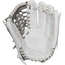 New Wilson A1000 T125 12.5" Outfield Glove - RHT
