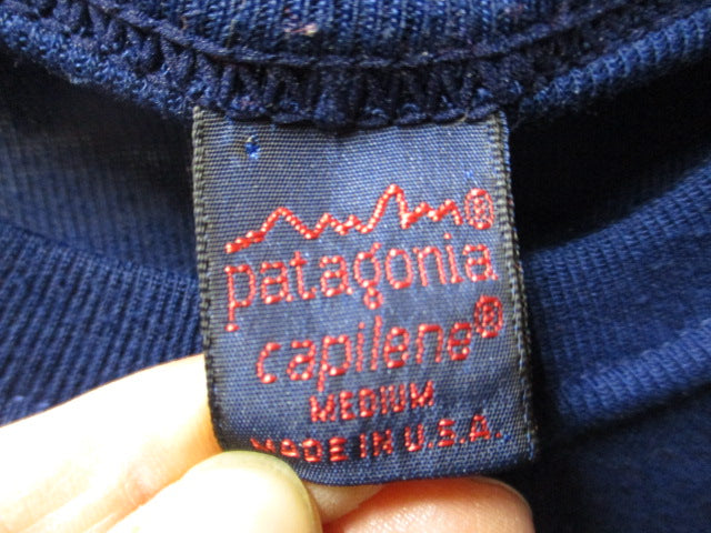 Load image into Gallery viewer, Used Patagonia Baselayer Longsleeve Shirt Navy Size Medium

