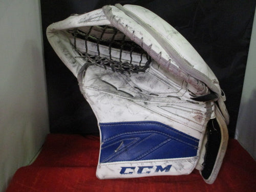Used CCM Premier II Hockey Goalie Glove
