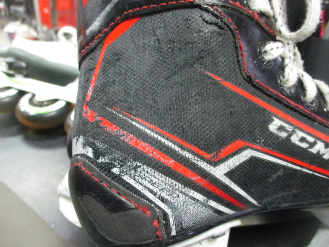 Load image into Gallery viewer, Used CCM Jetspeed FT340 Hockey Skates Sz 13Y
