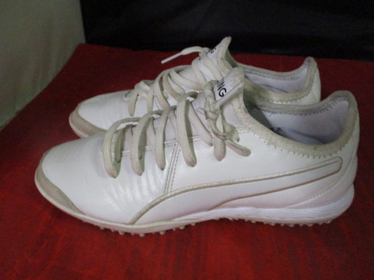Used Puma King Soccer Shoes Size 4.5