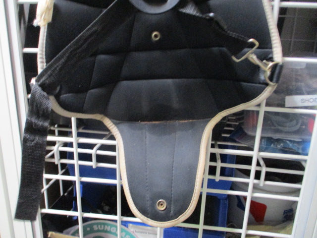 Load image into Gallery viewer, Used All-Star 15&quot; Catcher&#39;s Chest Protector
