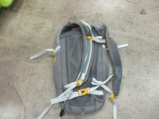 Used High Sierra Cragin 2L Hydration Pack (Excellent Condition)
