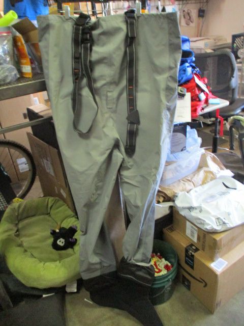 Frogg Toggs Pilot II Breathable Stickfoot Chest Wader - defective buckle
