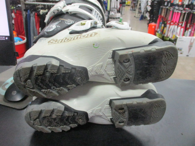 Load image into Gallery viewer, Used SAlomon Quest Access 710 Womens Ski Boots Size 23
