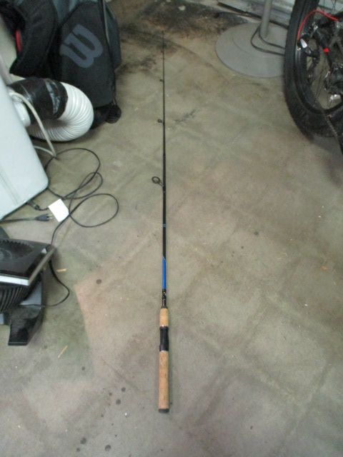 Used Shakespeare Catch More Fish 6' Fishing Rod
