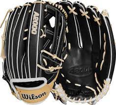 New Wilson 2024 A2000 Super Skin Series 14" Slowpitch Glove - RHT