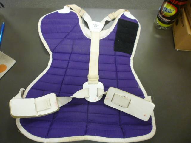 Load image into Gallery viewer, Used All-Star Cp22-Pro Catchers Chest protector
