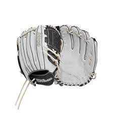 New Wilson A1000 P12 12" Pitcher's Glove - RHT