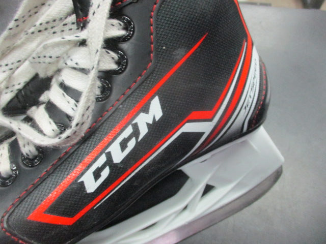 Load image into Gallery viewer, Used CCM Jetspeed FT340 Hockey Skates Size 4
