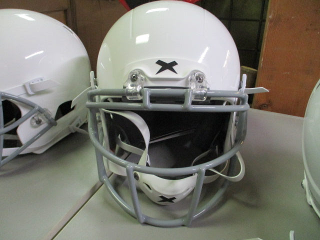 Load image into Gallery viewer, New Xenith X2E+ Varsity White Helmet &amp; Grey XRS-21X Facemask/Adaptive Fit Small
