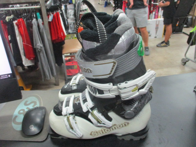 Load image into Gallery viewer, Used SAlomon Quest Access 710 Womens Ski Boots Size 23
