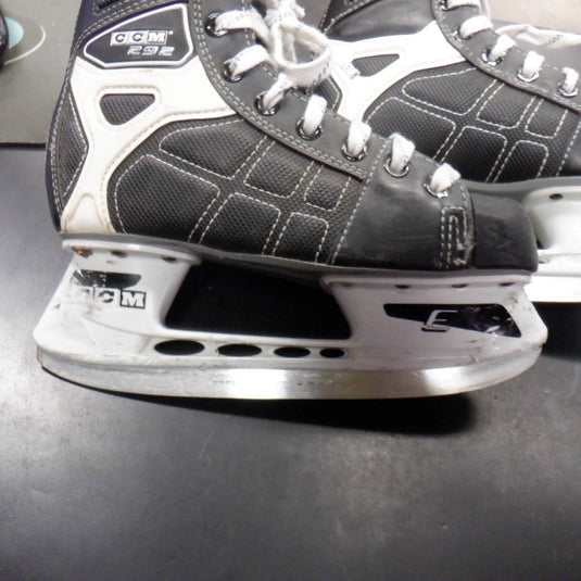 Used CCM 292 Hockey Skates Size 2.5