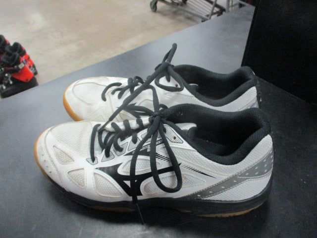 Load image into Gallery viewer, Used Mizuno Cyclone Speed 2 Volleyball Shoes Size 7.5
