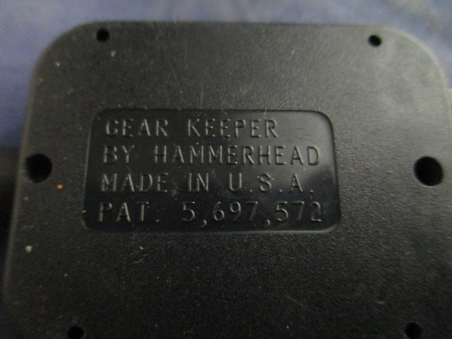 Load image into Gallery viewer, Used Hammerhead Mini Gear Keeper Retractor
