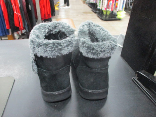Used Khombu Womens Size 7 Water Repelent Leather Snow Boots
