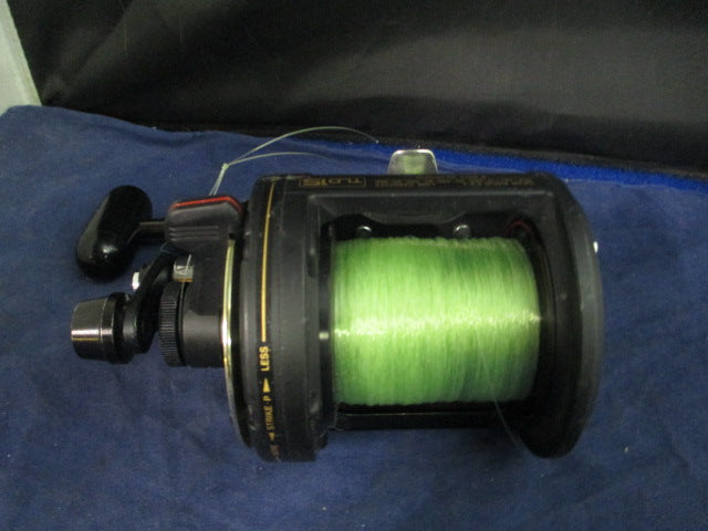 Load image into Gallery viewer, Used Shimano TLD15 Triton Level Drag Reel w/ Line
