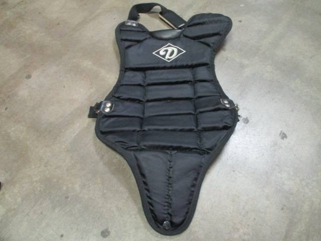 Load image into Gallery viewer, Used Diamond DCP-11 Chest Protector Ages 7-9
